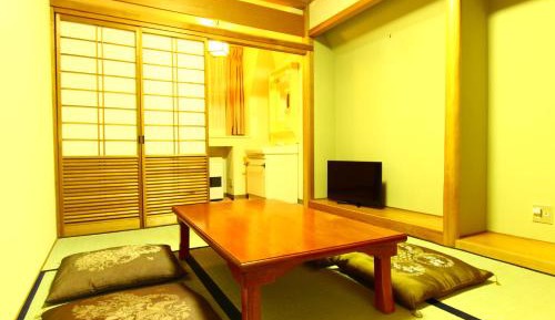 Japanese-Style Quadruple Room