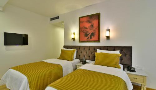 Twin Room - Non-Smoking