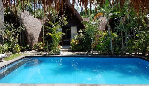 Bungalow - Pool Side
