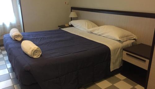 Triple Room with Shared Bathroom