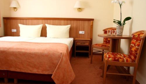 Small Double Room