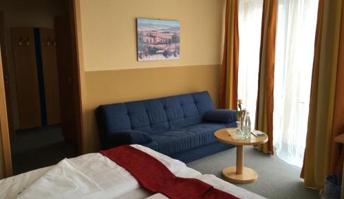 Large Double Room