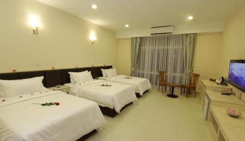 Deluxe Triple Room
