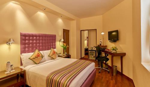 Standard Room with Bathtub & 10% Discount on Food & Beverages