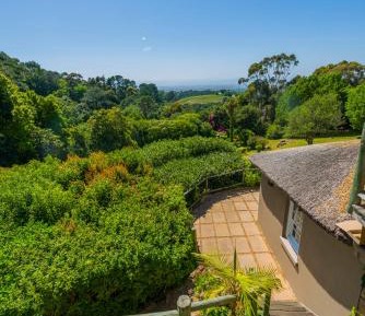 Umhlaba with Garden View