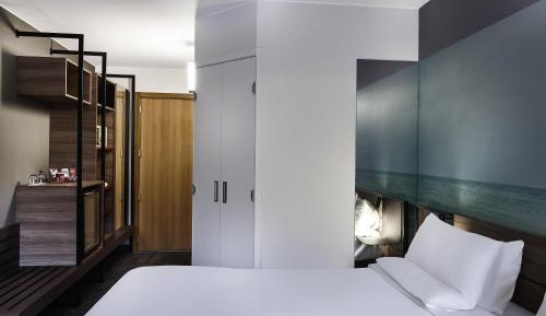 Superior Apartment with Double Bed and Estaiada Bridge View