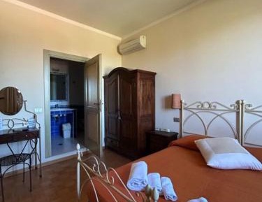Large Double Room