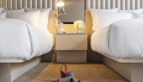 Luxury Queen Room