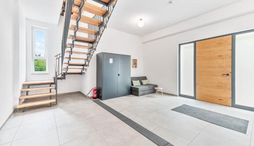 Five-Bedroom Premium Apartment