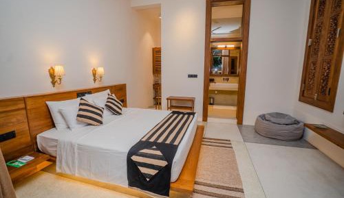 King Room with Balcony