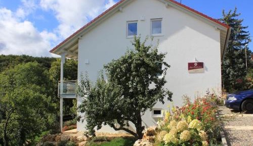 One-Bedroom Holiday Home