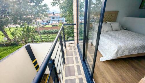 Studio Apartment with Balcony