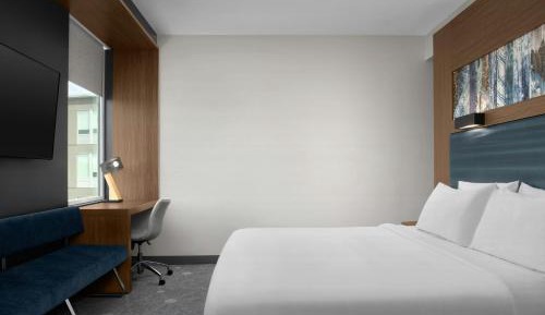 Suite, King, Sofa bed