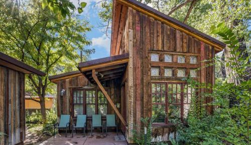 One-Bedroom Vacation Home