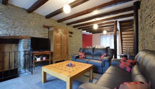 Three-Bedroom Holiday Home 