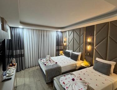 Superior Triple Room