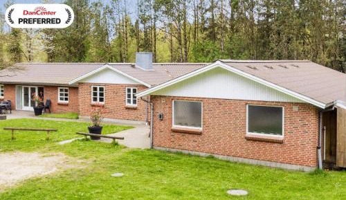 Eight-Bedroom Holiday Home