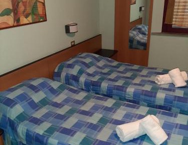 Twin Room with Bathroom