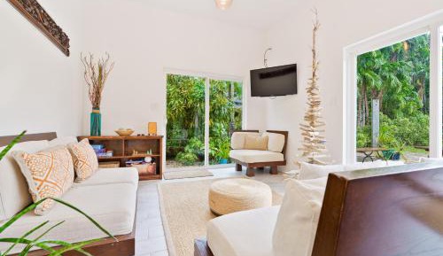 Four-Bedroom Holiday Home