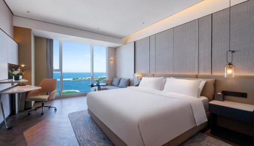 Standard King Room with Sea View