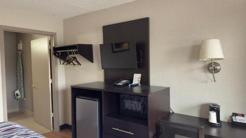  Superior King Room Disability Access Non-Smoking