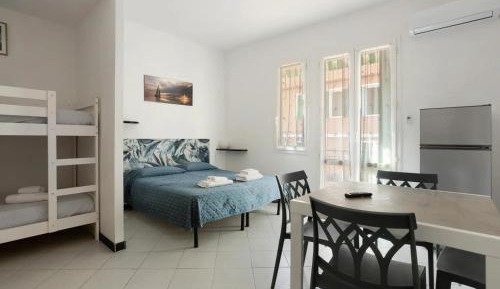 Studio Apartment with Sea View