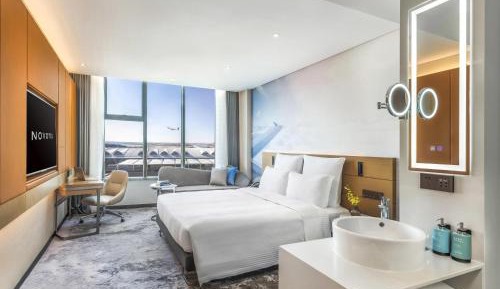 Executive King Suite with Lounge Access