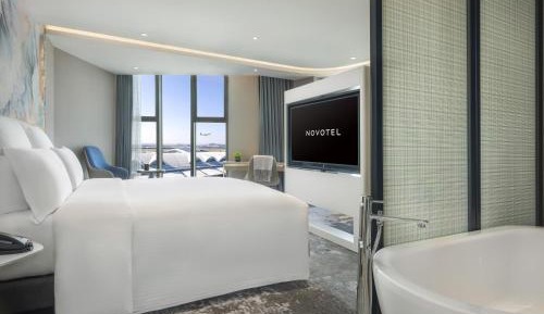 Standard King Suite