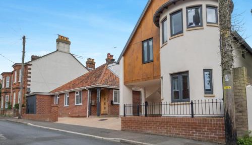 Seven-Bedroom House