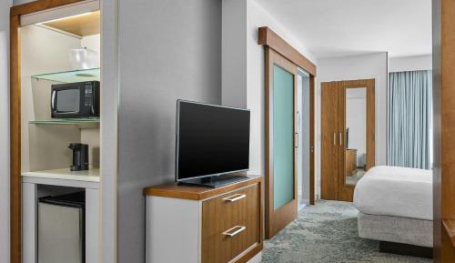 Double Room with Two Double Beds - Hearing Accessible 
