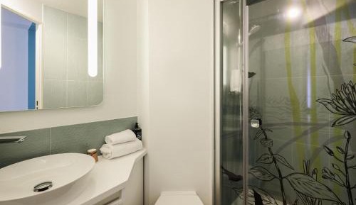 Standard Room with One Double Bed and Sofa bed or Two Single Beds