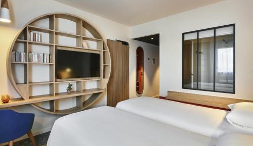 Standard Twin Room