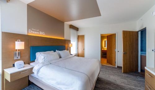 Two-Bedroom Suite