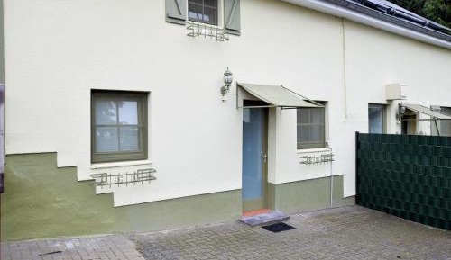 One-Bedroom Holiday Home