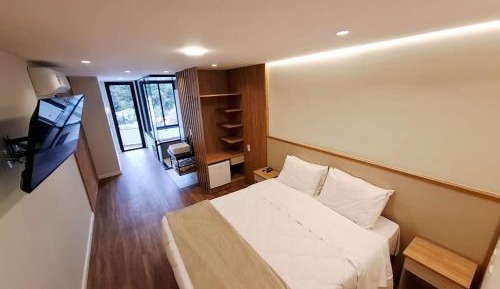 Suite with Hot Tub