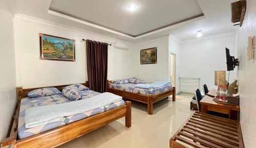 Deluxe Family Room