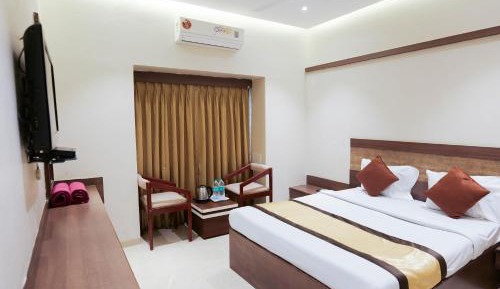 Deluxe Double Bed Room AC
