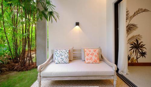 Deluxe Twin Room Pool View with Afternoon Tea,Free Watersports