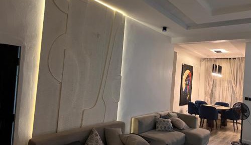 Deluxe Two-Bedroom Apartment with Garden View