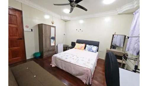 Double Room with Shared Toilet