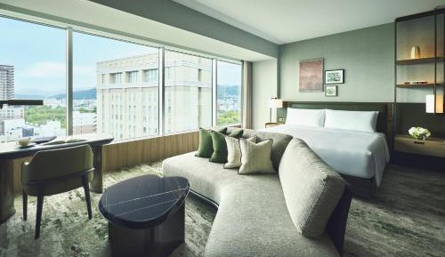 Premium King Room - Club Lounge Access