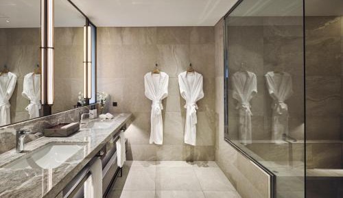 Junior Twin Suite - Club Lounge Access