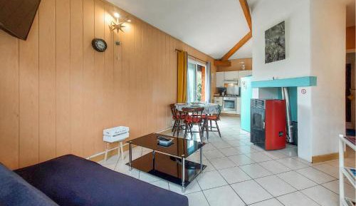 Two-Bedroom Holiday Home