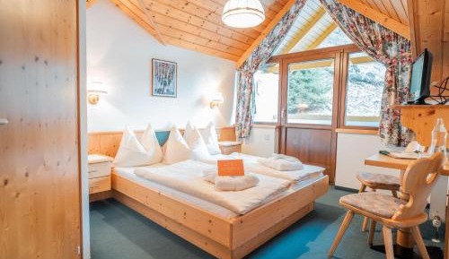 Triple Room with Balcony