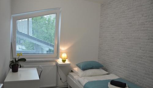 Single Room with Shared Bathroom