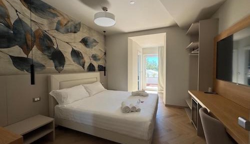 Double Room with Lake View