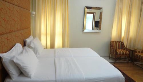 Executive room 
