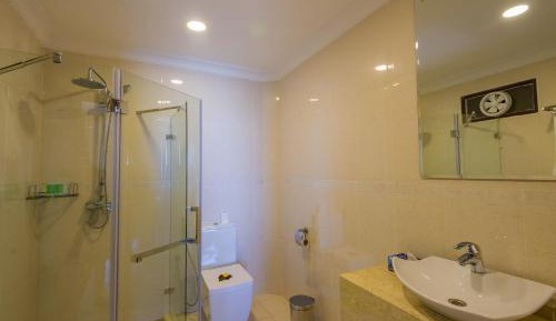 Two-Bedroom King Suite with Ocean Front