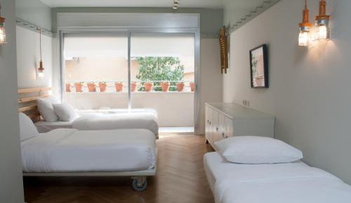 Triple Room with Balcony