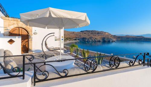 Luxury Two-Bedroom Villa with Sea View (2-6 Adults)
